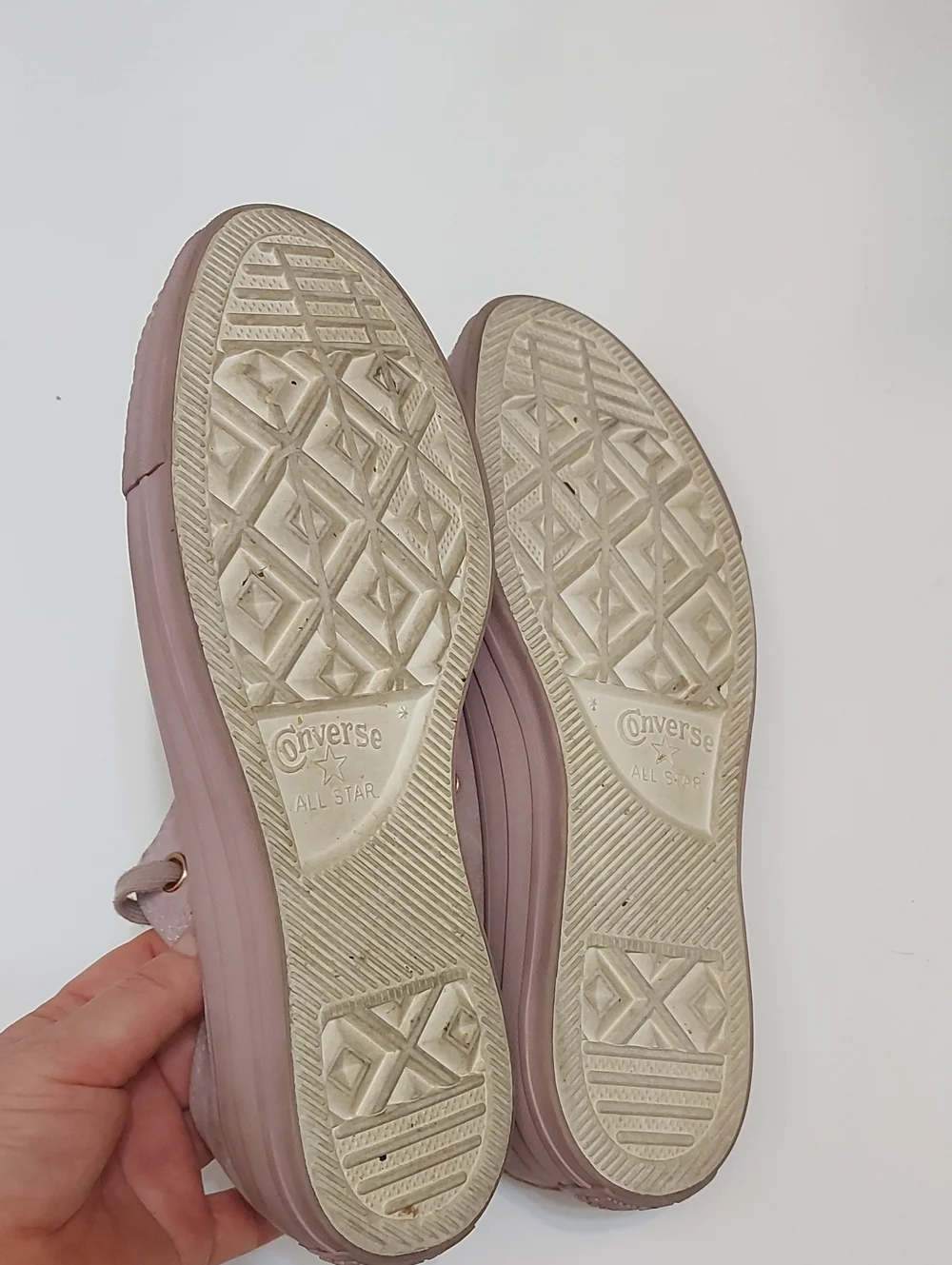 Converse Women's Dusty Rose Low-Top Sneakers